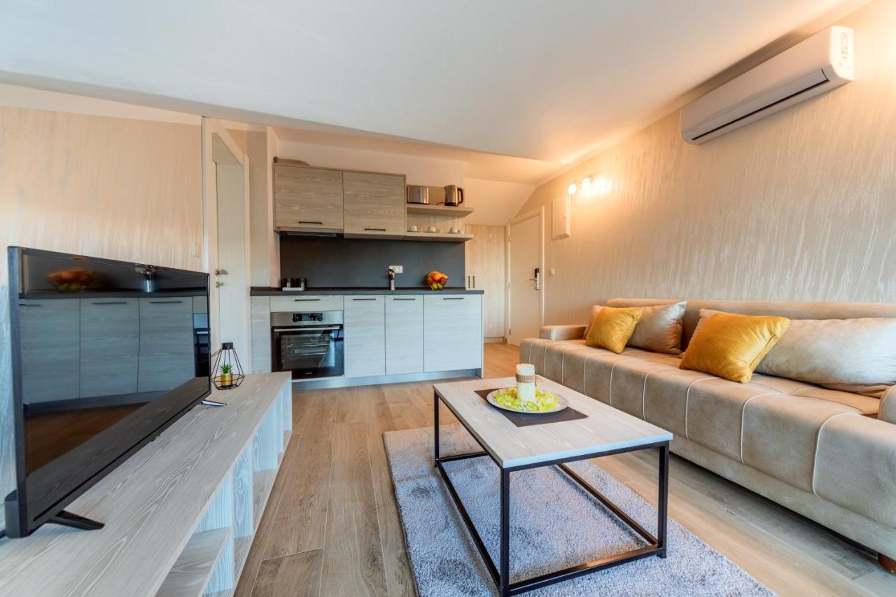 Luxury Apartments Queen Петровац Экстерьер фото