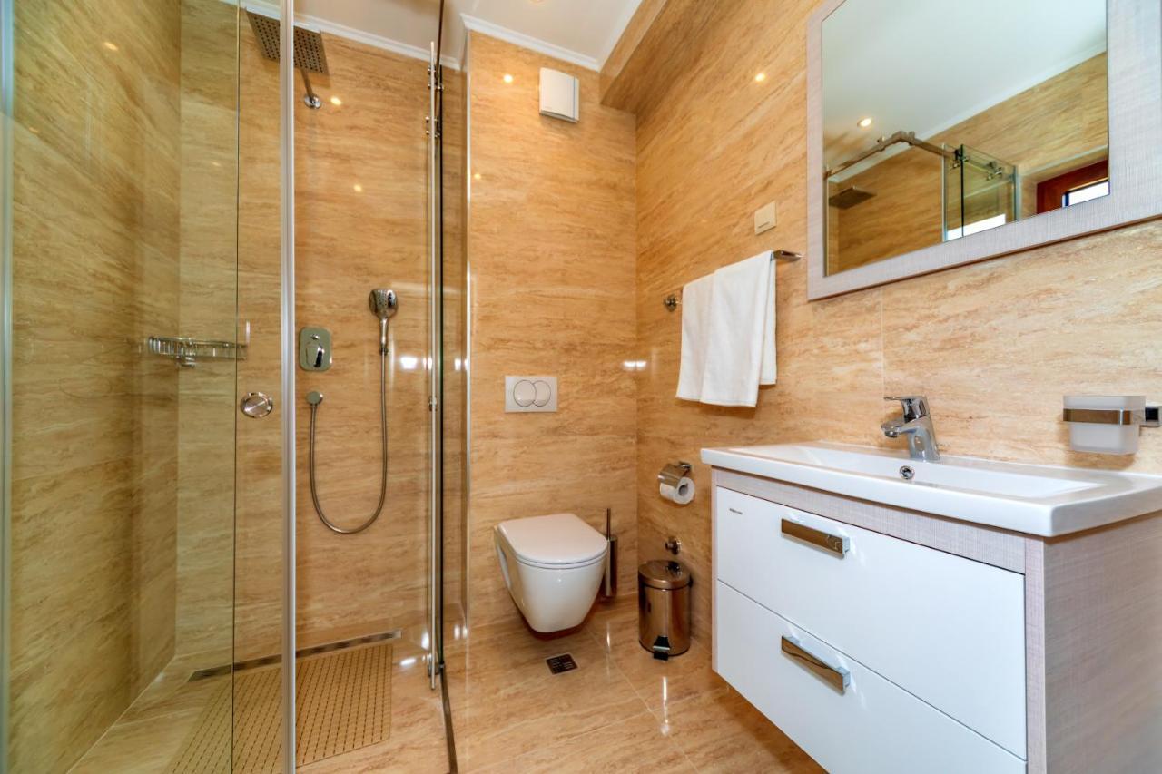 Luxury Apartments Queen Петровац Экстерьер фото