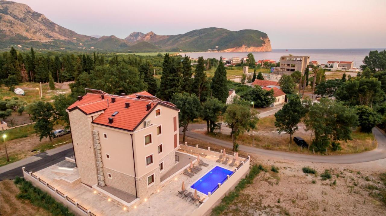 Luxury Apartments Queen Петровац Экстерьер фото
